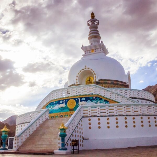 Leh Ladakh tour packages - Luxury Vacations and Holidays